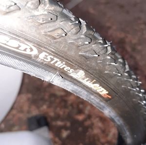 Aggressive bike tire
